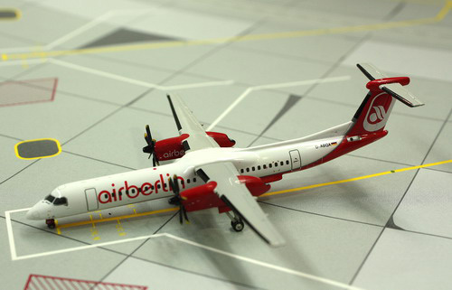 1:400 Air Berlin Q400