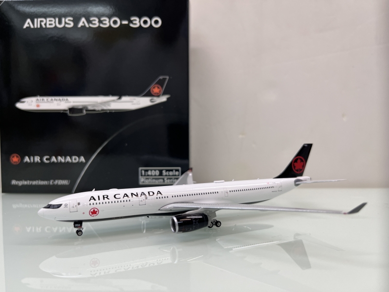 1:400 Air Canada A330-300