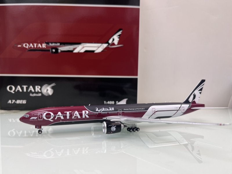 1:400 Qatar Airways B777-30 ...