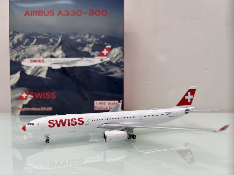 1:400 Swiss A330-300