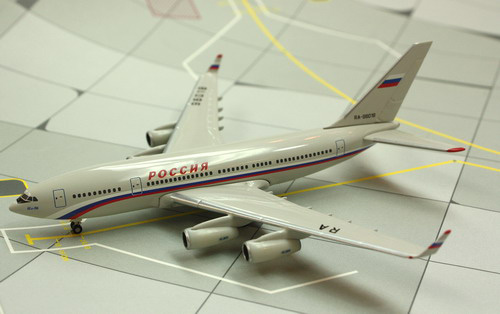 1:500 Rossiya IL-96-300