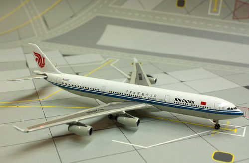 1:400 Air China A340-300