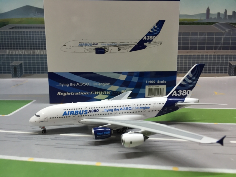 1:400 Airbus House Color (A ...