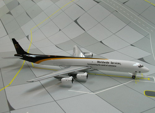 1:400 UPS DC-8-73