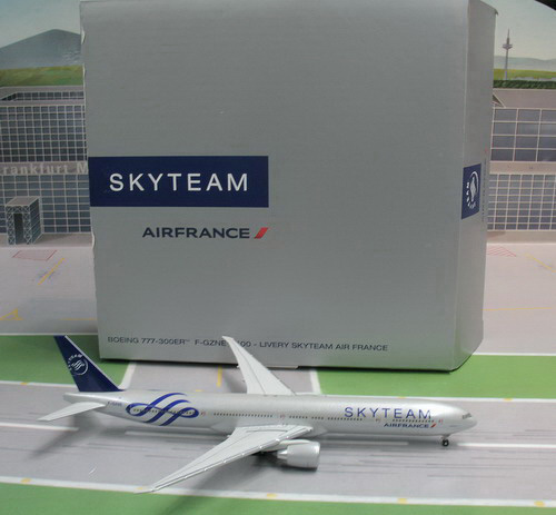 1:500 Air France B777-300ER