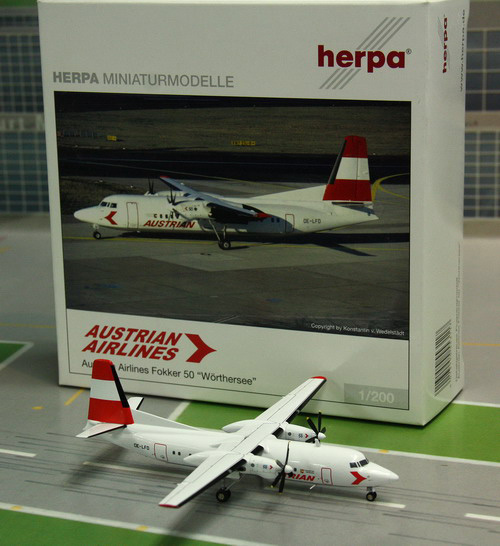 1:200 Australian Fokker 50
