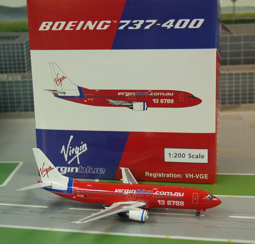1:200 Virgin B737-400