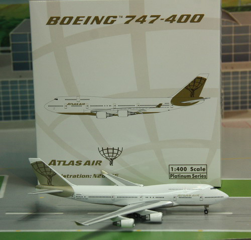 1:400 Atlas Air B747-400