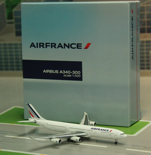 1:500 Air France A340-300