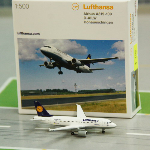 1:500 Lufthansa A319-100