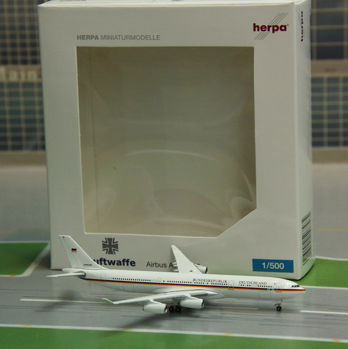1:500 Luftwaffe A340-300