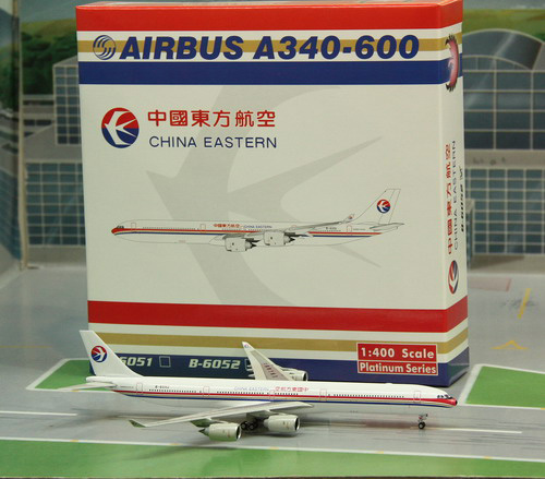 1:400 China Eastern A340-60 ...