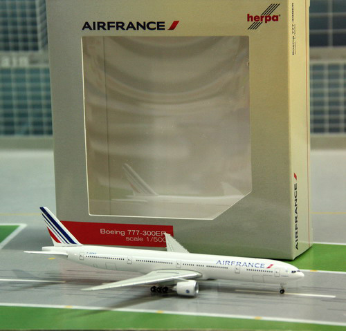 1:500 Air France B777-300ER