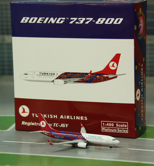 1:400 Turkish Airlines B737 ...