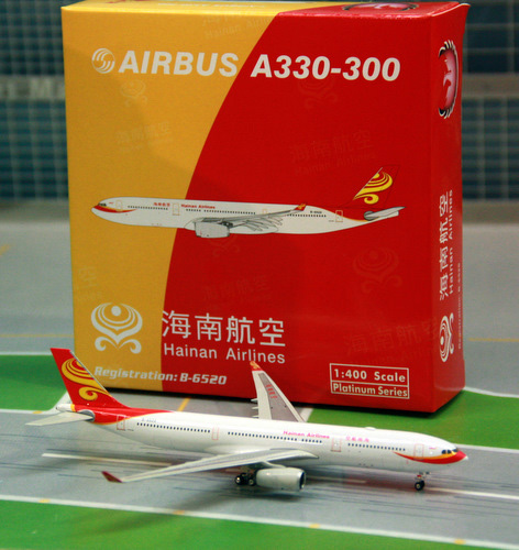 1:400 Hainan Airlines A330- ...