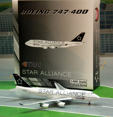 1:400 Thai B747-400