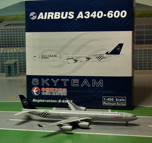 1:400 China Eastern A340-60 ...