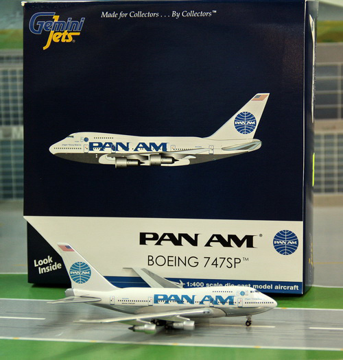 1:400 PAN AM B747SP