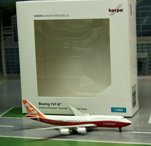 1:500 Boeing B747-8