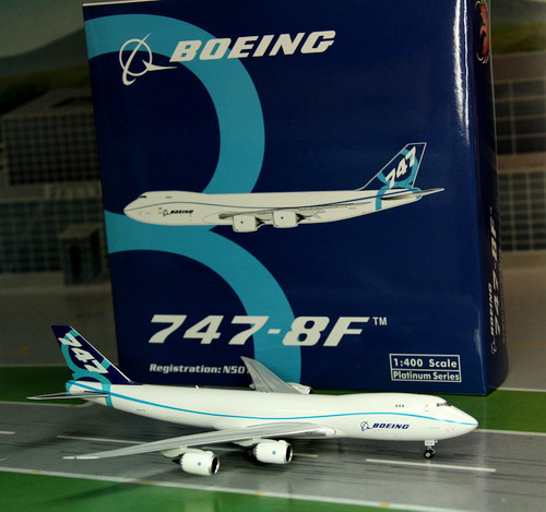 1:400 Boeing B747-8F