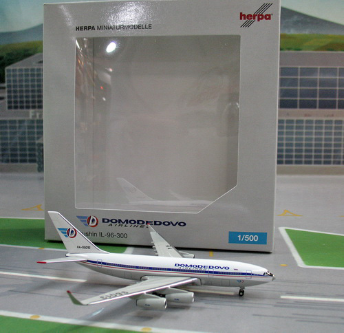 1:500 Domodedovo Airlines I ...