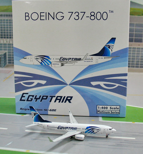 1:400 Egypt Air B737-800