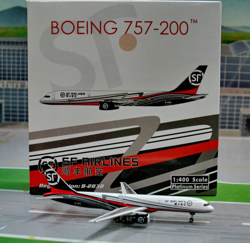 1:400 SF Airlines B757-200