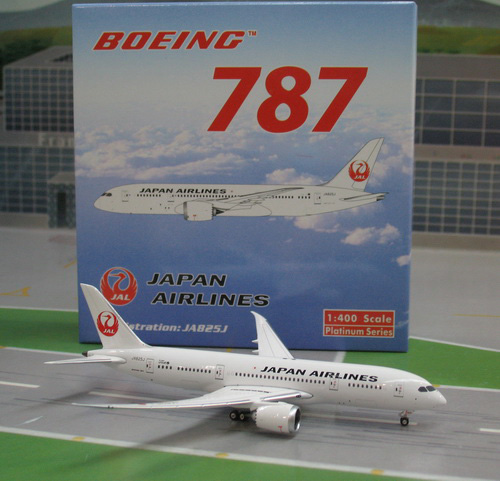 1:400 JAL B-787