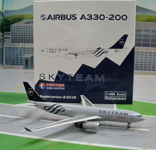 1:400 China Eastern A330-20 ...