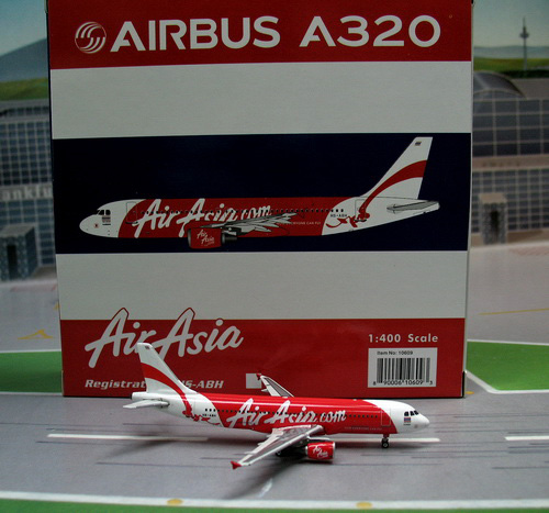 1:400 Air Asia A320