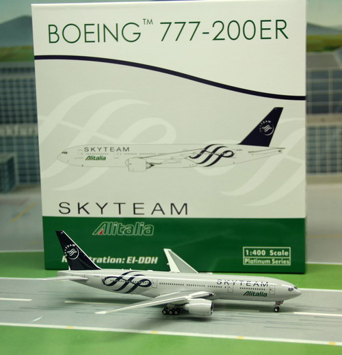 1:400 Alitalia B777-200ER