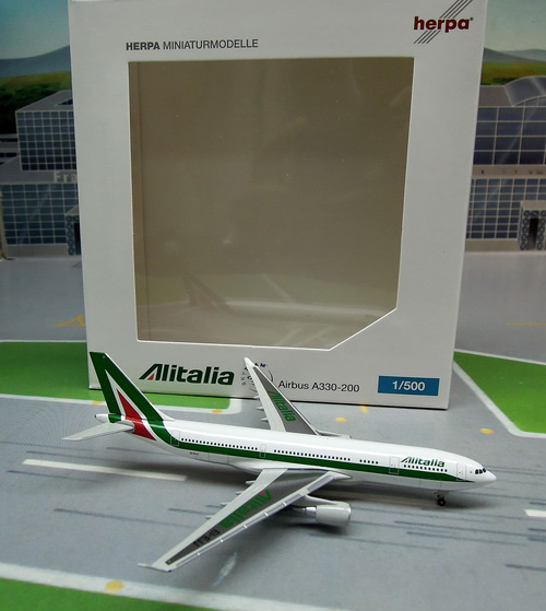 1:500 Alitalia A330-200