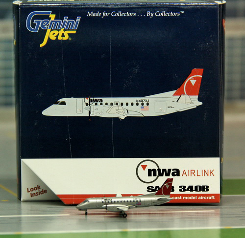 1:400 nwa Saab 340B