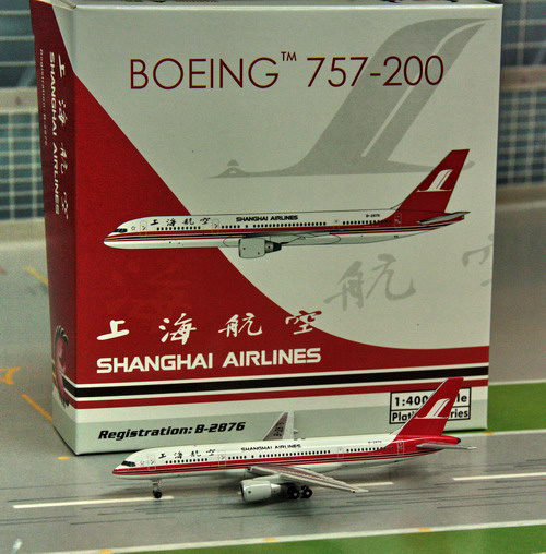 1:400 Shanghai Airlines B75 ...