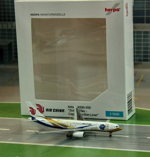 1:500 Air China A330-200