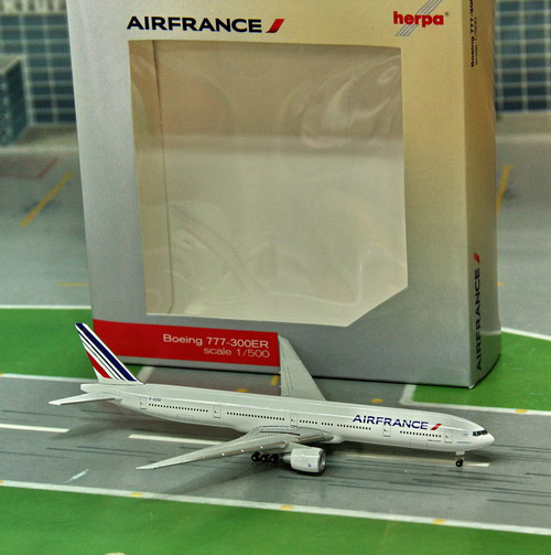 1:500 Air France B777-300ER