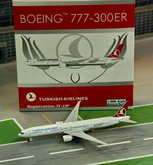 1:400 Turkish Airlines B777 ...