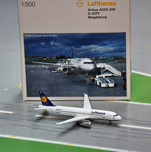 1:500 Lufthansa A320-200