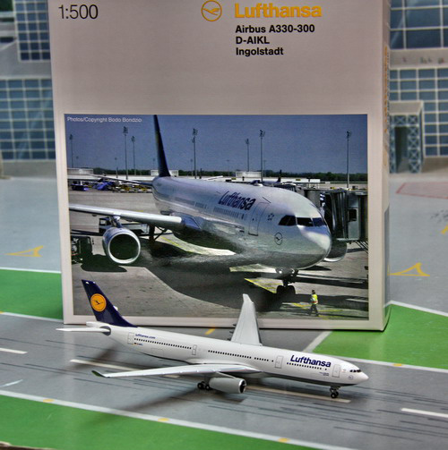 1:500 Lufthansa A330-300