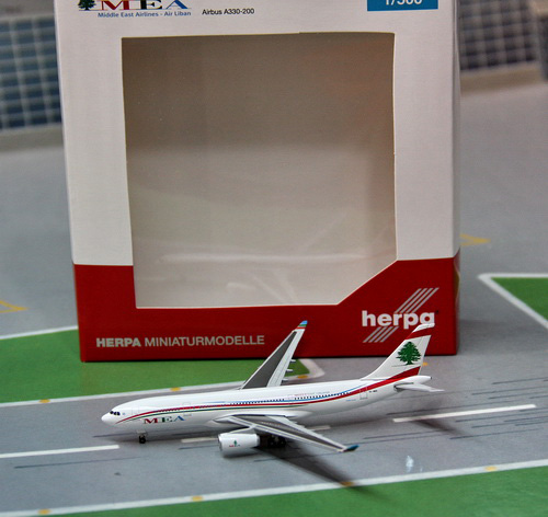 1:500 MEA A330-200