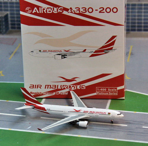 1:400 Air Mauritius A330-20 ...