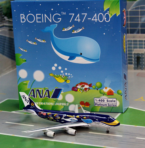 1:400 ANA B747-400