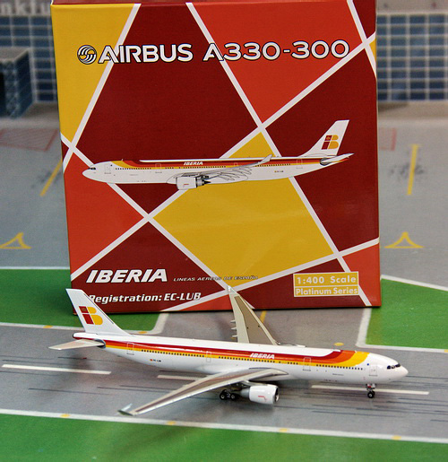 1:400 Iberia A330-300