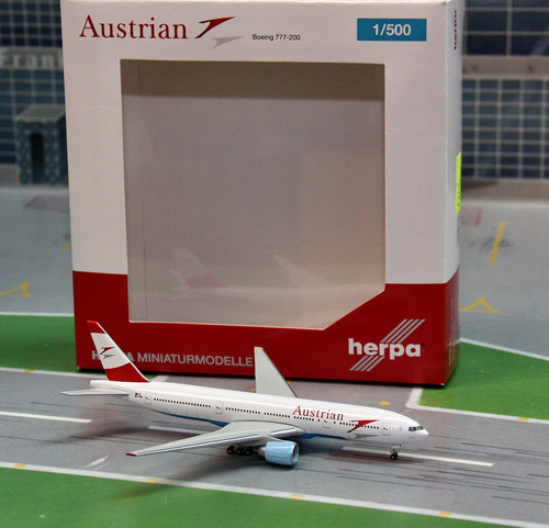 1:500 Austrian B777-200