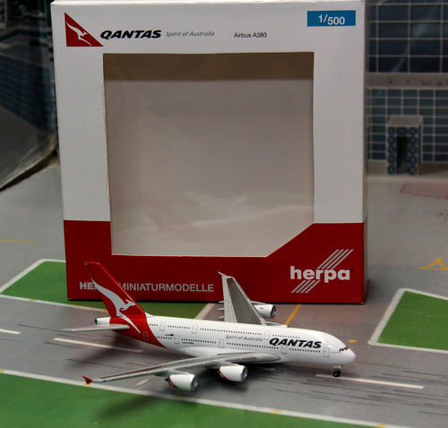 1:500 Qantas A380