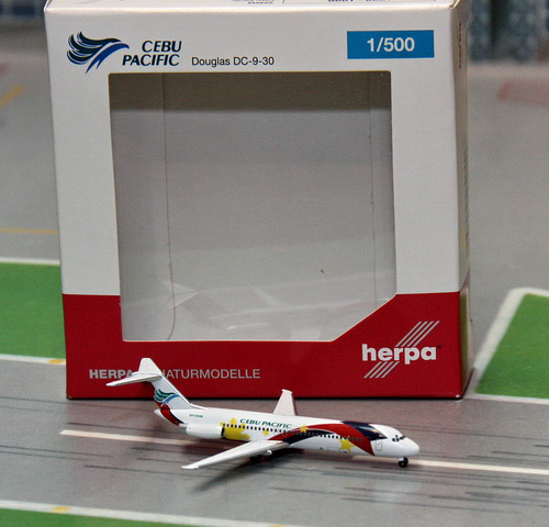 1:500 Cebu Pacific DC-9-30