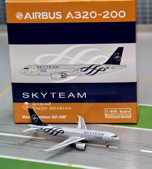 1:400 Saudi Arabian A320