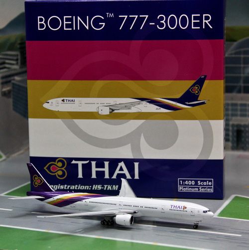 1:400 Thai Airways B777-300 ...