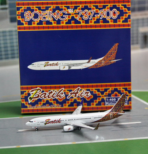 1:400 Batik Air B737-900ER