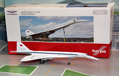 1:200 Aeroflot TU-144D
